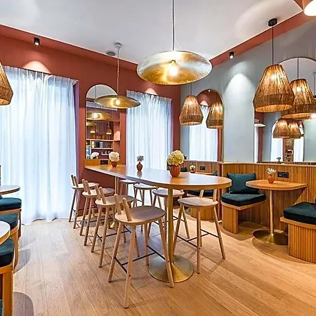 Hotel O.lysee 4*