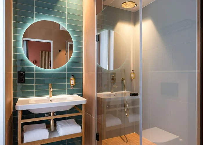 O.lysée Hotel Paris