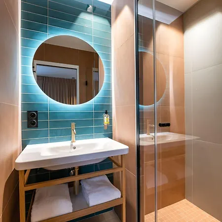 O.lysée 4*