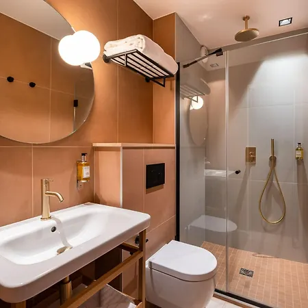 O.lysée 4*